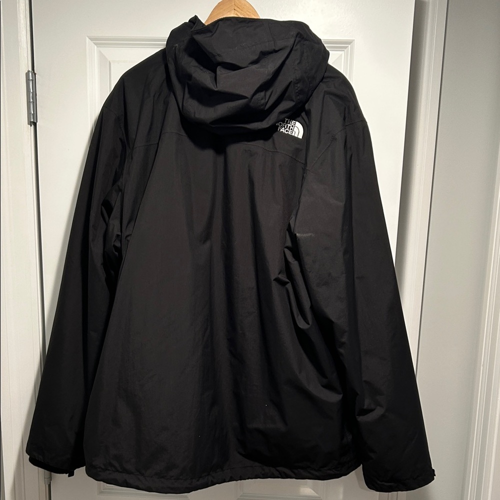 The North Face Men's Black Performance Jacket - Picture 4 of 4